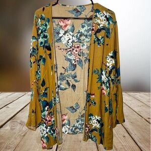 Gimmicks Floral Kimono